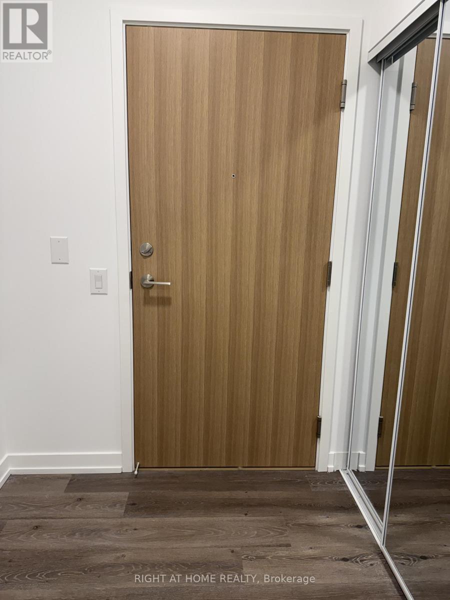 4008 - 395 Square One Drive, Mississauga, Ontario  L5B 0G6 - Photo 21 - W12649256