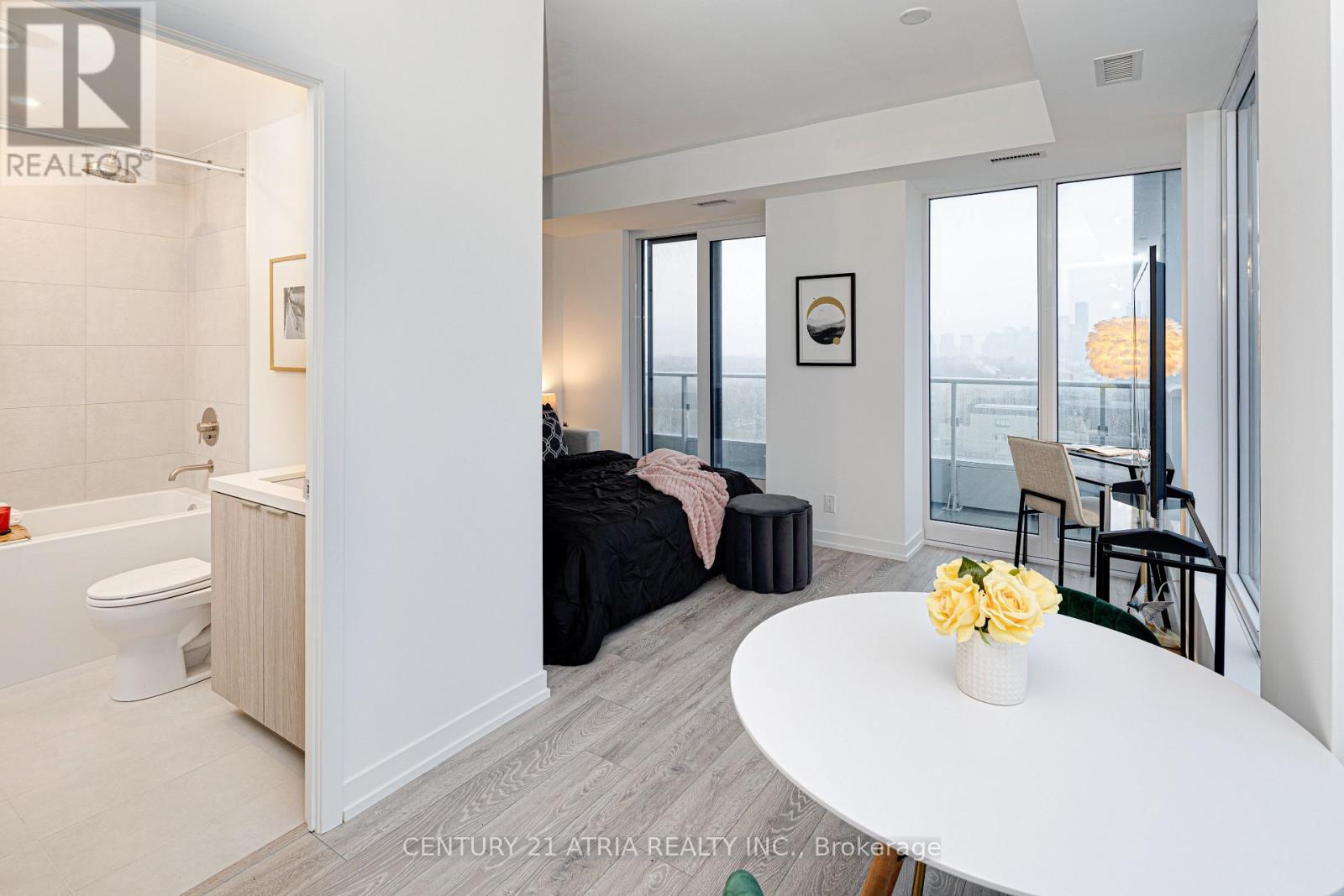 1820 - 2020 Bathurst Street, Toronto, Ontario  M5P 0A6 - Photo 5 - C12649262