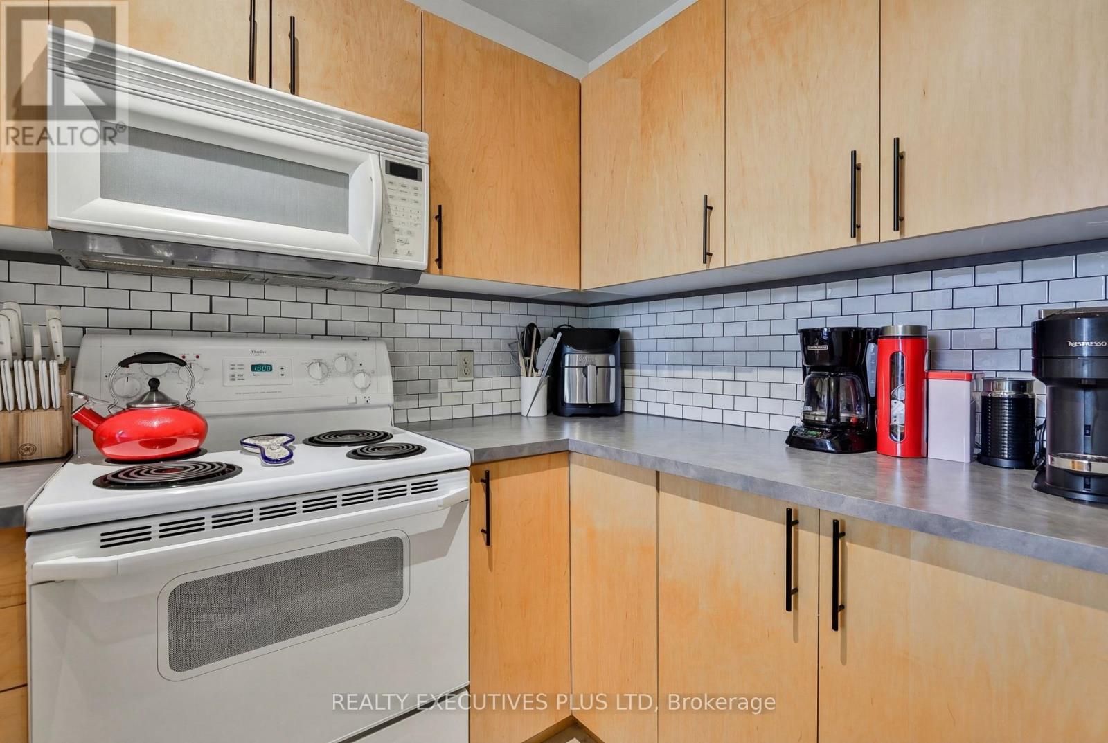 418 - 388 Richmond Street W, Toronto, Ontario  M5V 3P1 - Photo 10 - C12649296