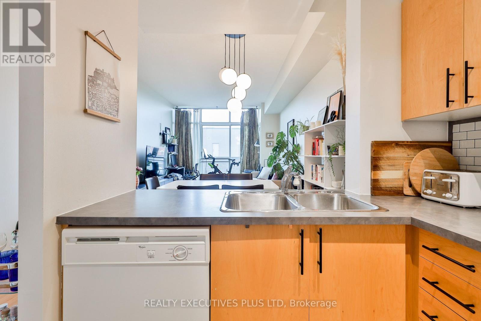 418 - 388 Richmond Street W, Toronto, Ontario  M5V 3P1 - Photo 11 - C12649296