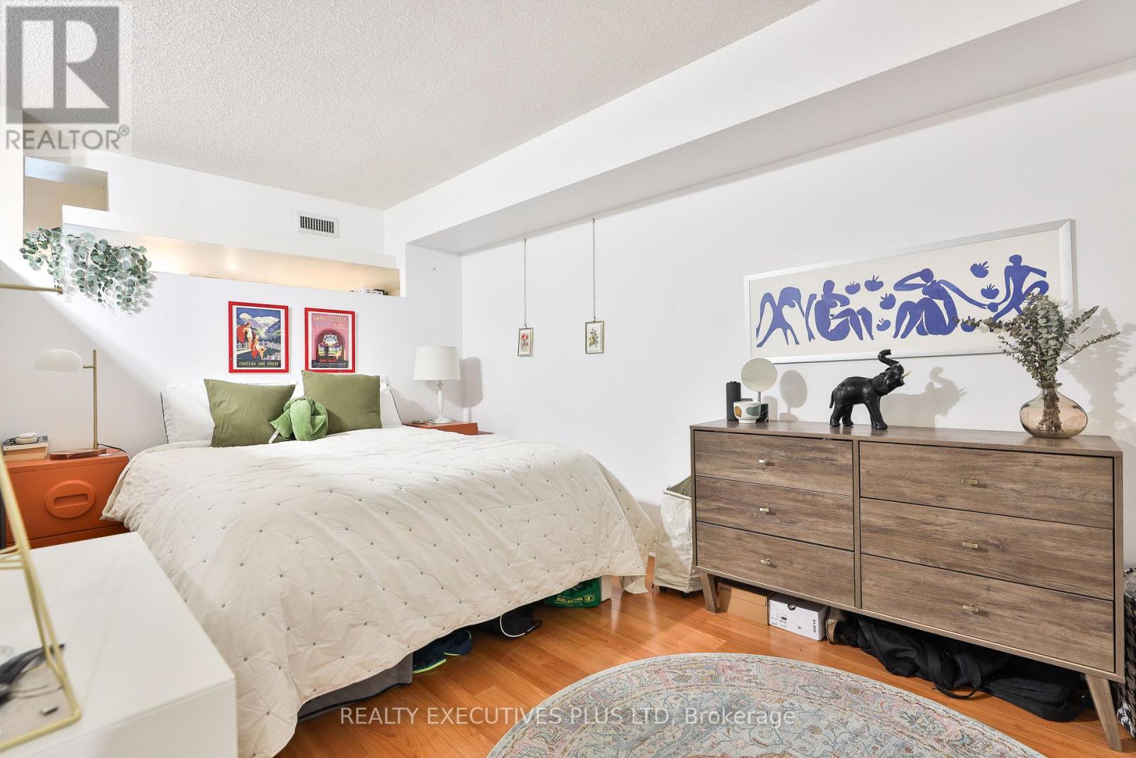 418 - 388 Richmond Street W, Toronto, Ontario  M5V 3P1 - Photo 3 - C12649296