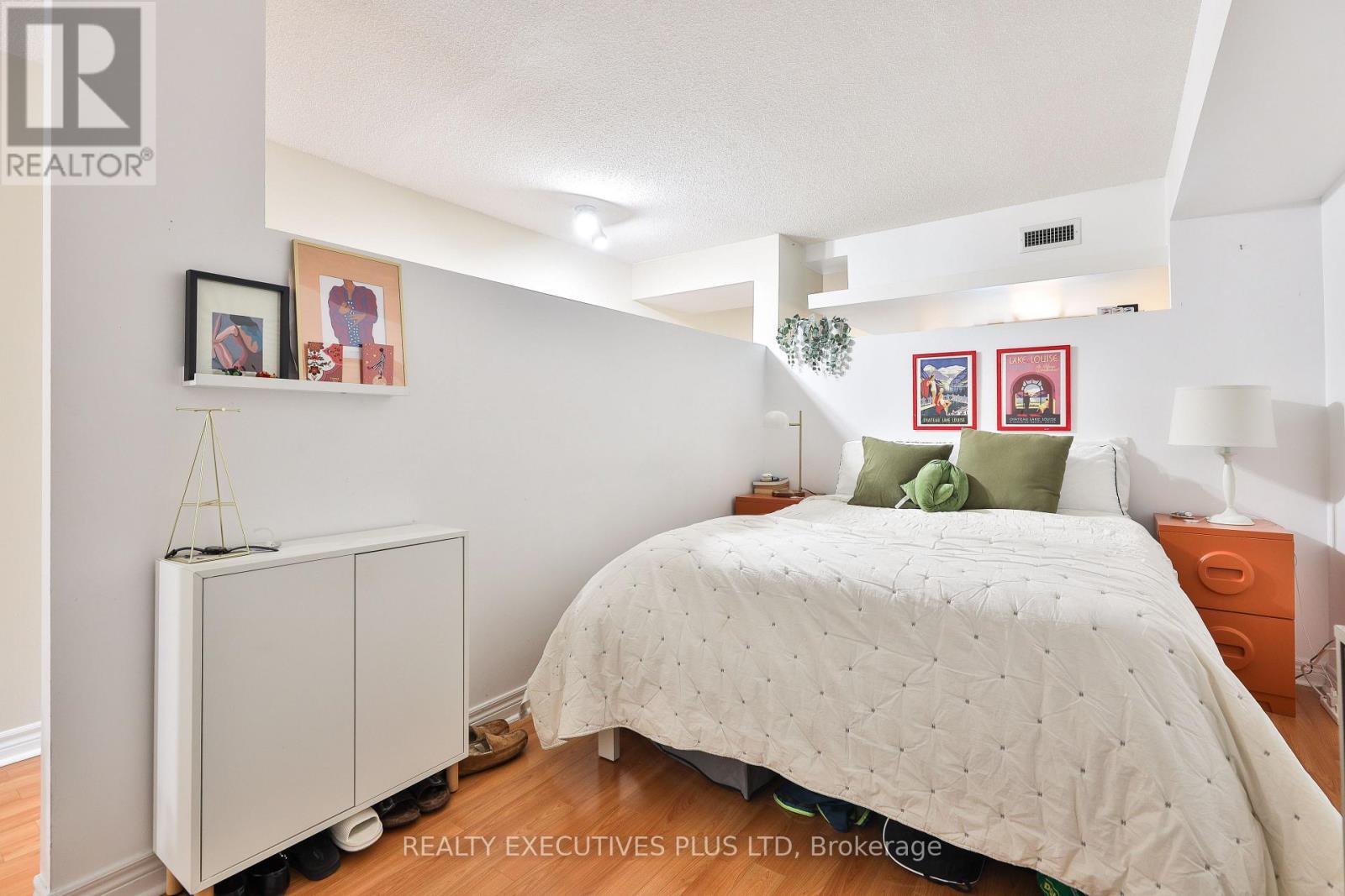 418 - 388 Richmond Street W, Toronto, Ontario  M5V 3P1 - Photo 7 - C12649296