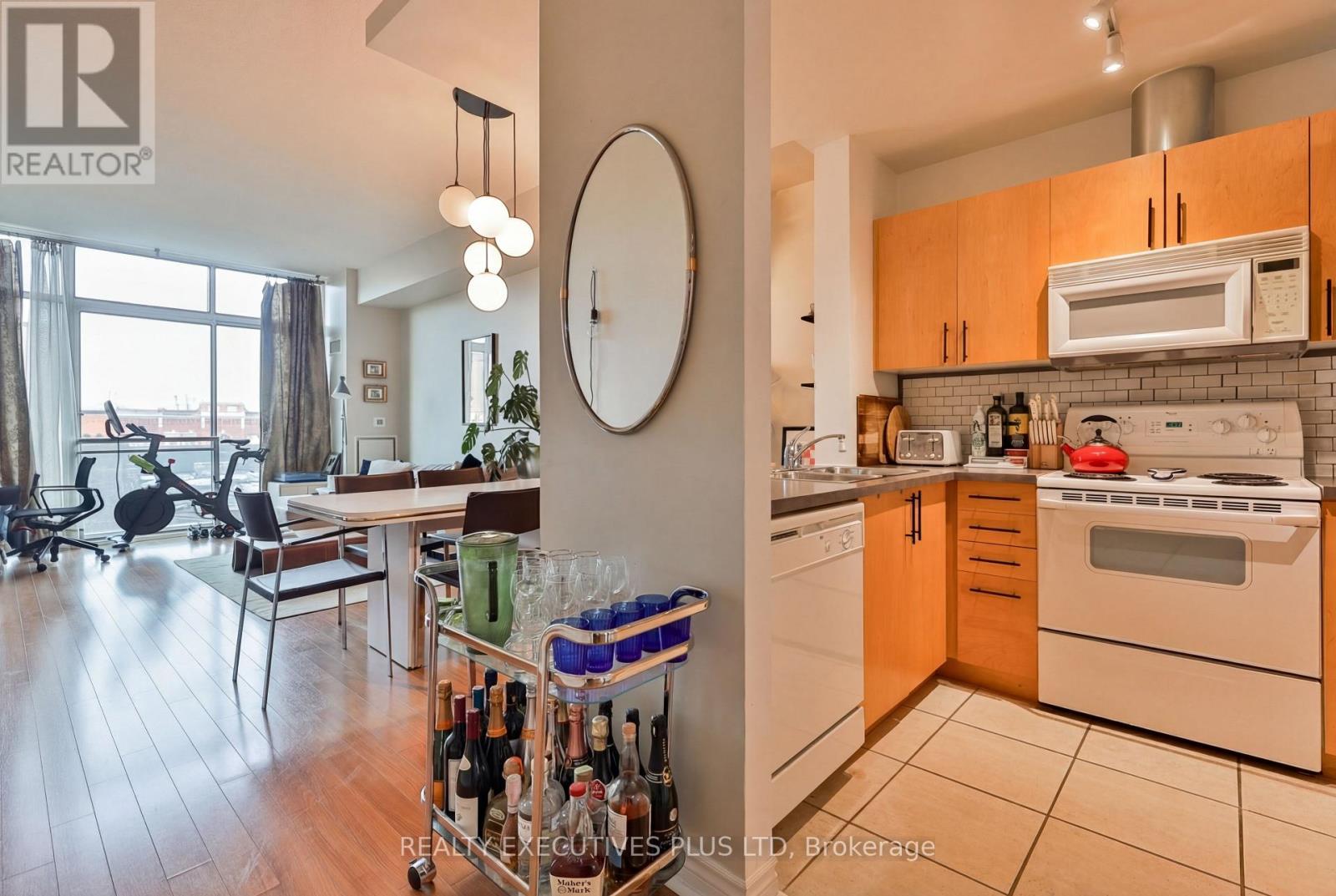 418 - 388 Richmond Street W, Toronto, Ontario  M5V 3P1 - Photo 8 - C12649296