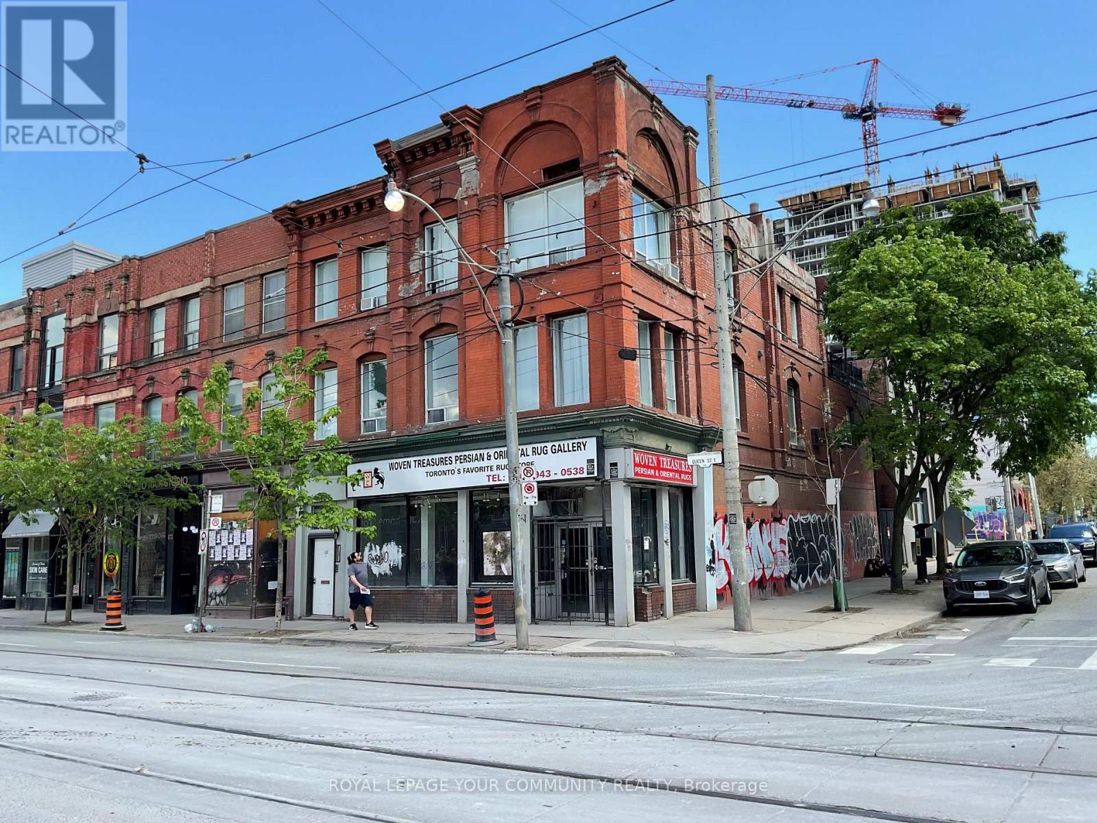 167 QUEEN STREET E, Toronto, Ontario