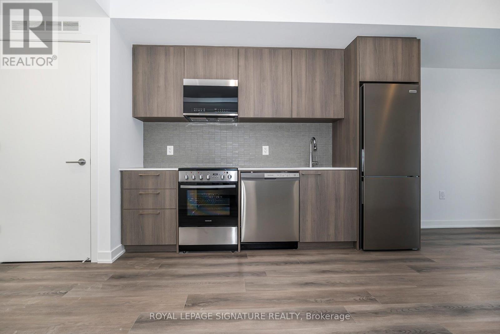 1012 - 7439 Kingston Road, Toronto (Rouge), Ontario  M1B 5S3 - Photo 6 - E12649288