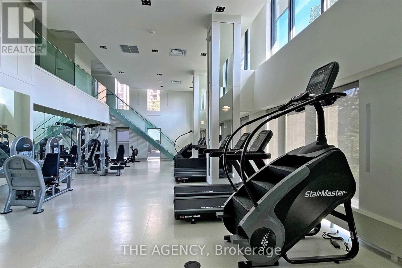 203 - 75 Oneida Crescent Nw, Richmond Hill, Ontario  L4B 0N3 - Photo 12 - N12649302