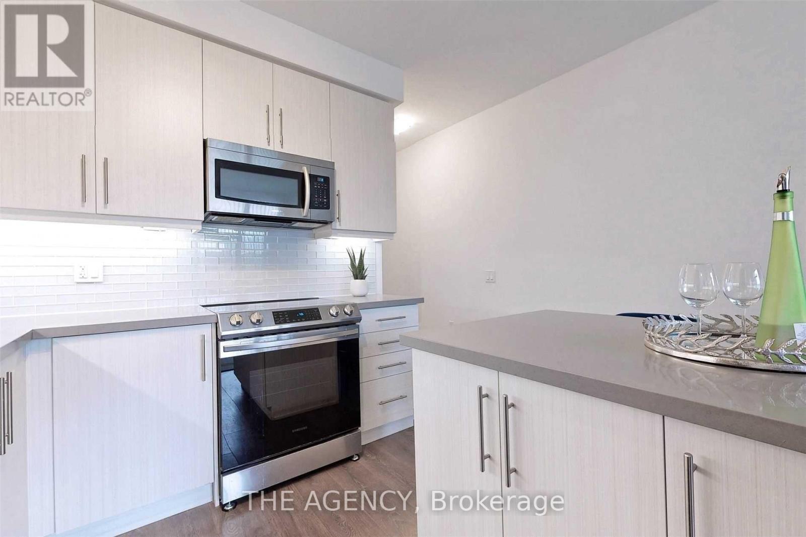 203 - 75 Oneida Crescent Nw, Richmond Hill, Ontario  L4B 0N3 - Photo 22 - N12649302