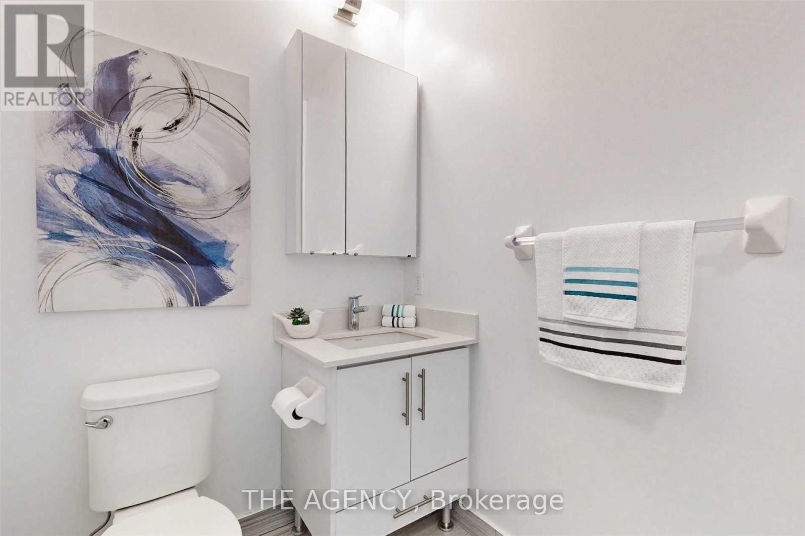 203 - 75 Oneida Crescent Nw, Richmond Hill, Ontario  L4B 0N3 - Photo 31 - N12649302