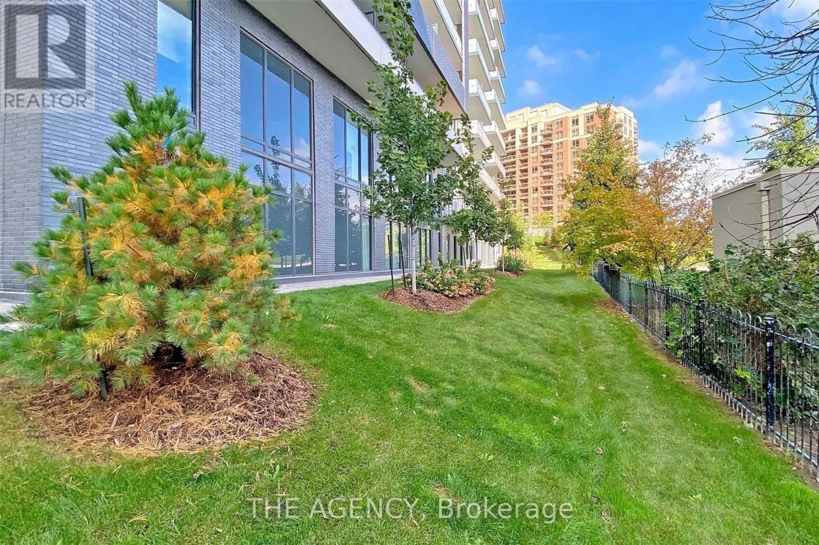 203 - 75 Oneida Crescent Nw, Richmond Hill, Ontario  L4B 0N3 - Photo 37 - N12649302