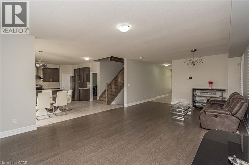 558 Sundew Drive, Waterloo, Ontario  N2V 0B8 - Photo 5 - 40795009