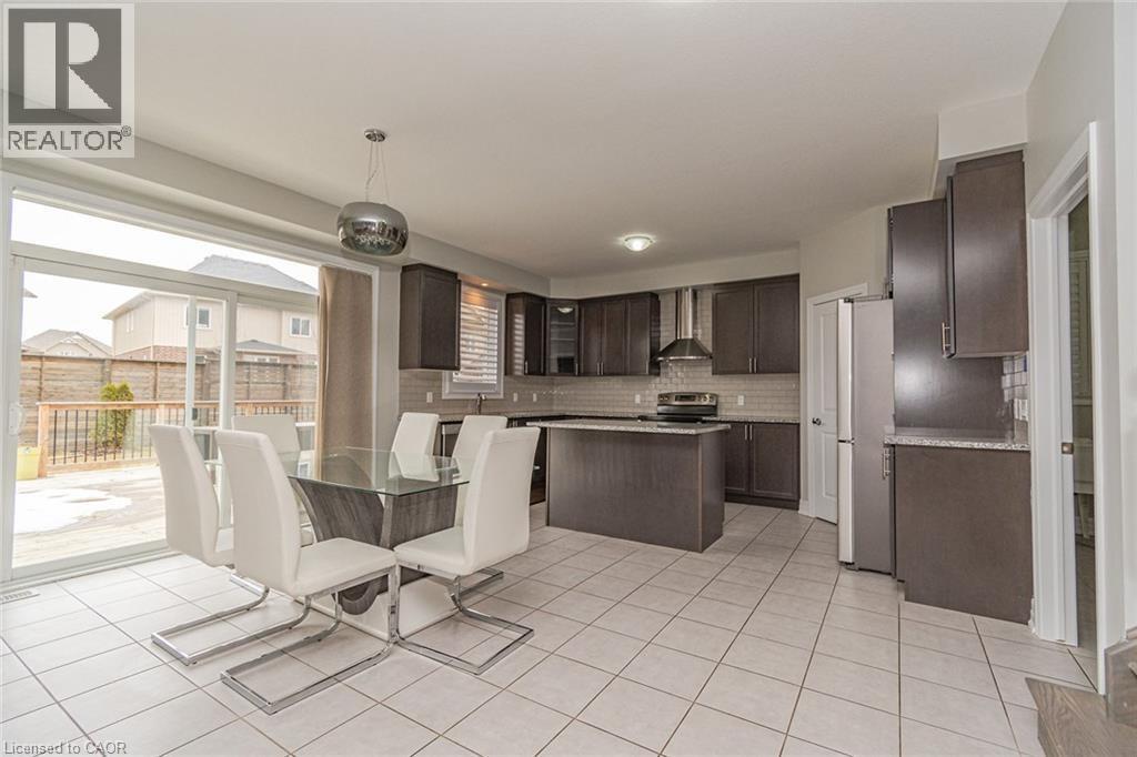 558 Sundew Drive, Waterloo, Ontario  N2V 0B8 - Photo 6 - 40795009