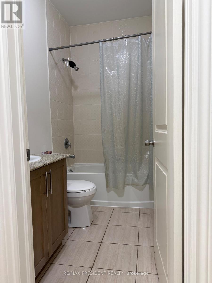 27 Arrowview Drive, Brampton, Ontario  L7A 5H6 - Photo 13 - W12649268