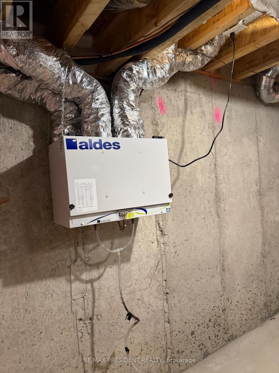 27 Arrowview Drive, Brampton, Ontario  L7A 5H6 - Photo 24 - W12649268