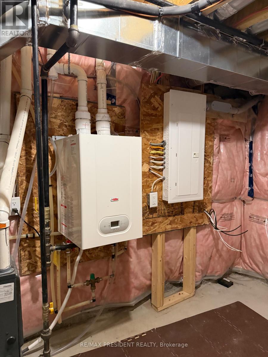 27 Arrowview Drive, Brampton, Ontario  L7A 5H6 - Photo 25 - W12649268