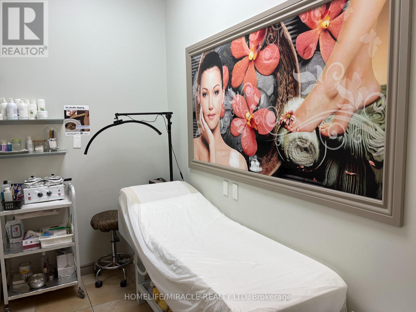 11 - 0 Steeles Avenue, Brampton (Fletcher's Creek South), Ontario  L6W 4J6 - Photo 10 - W12649286