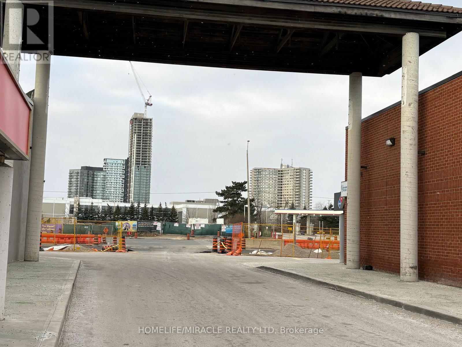 11 - 0 Steeles Avenue, Brampton (Fletcher's Creek South), Ontario  L6W 4J6 - Photo 17 - W12649286