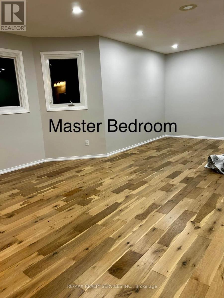 31 Inder Heights Drive, Brampton, Ontario  L6Z 3N1 - Photo 7 - W12649300