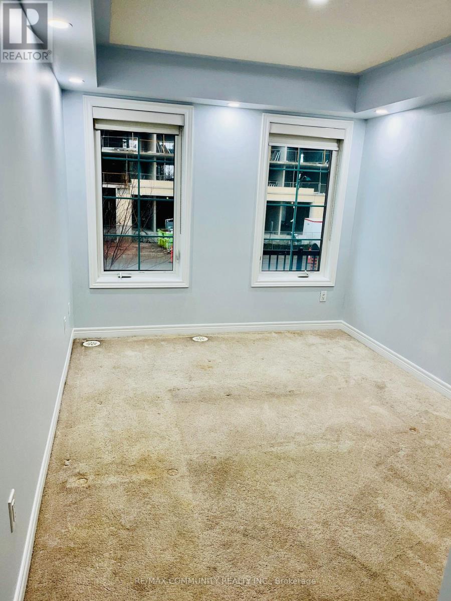 5 - 2205 Lillykin Street, Oakville (Ro River Oaks), Ontario  L6H 0X6 - Photo 3 - W12649314