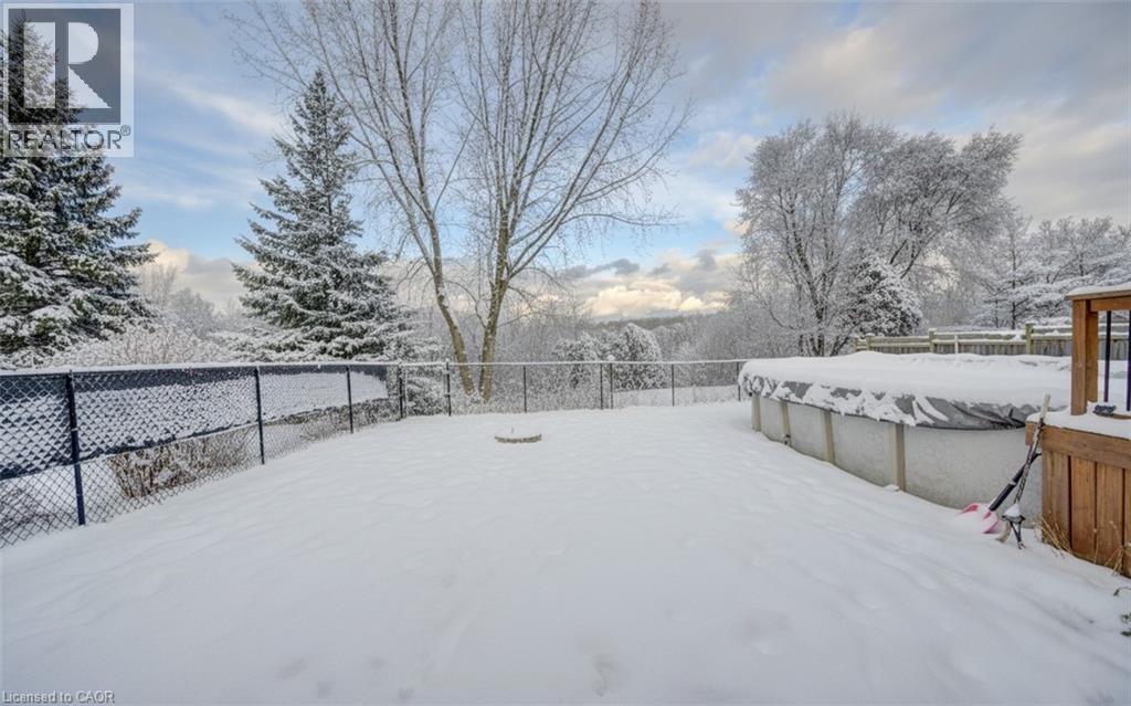 396 Otterbein Road, Kitchener, Ontario  N2B 3V8 - Photo 39 - 40794082