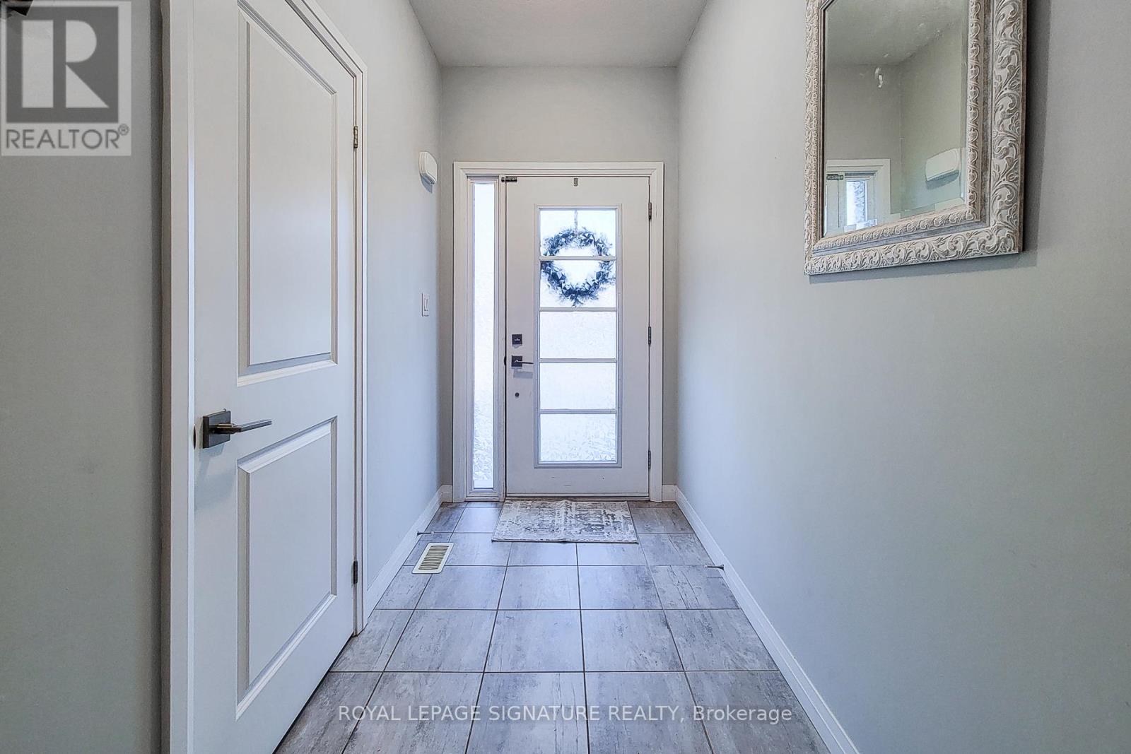 4885 Pettit Avenue, Niagara Falls, Ontario  L2E 0B7 - Photo 10 - X12649270