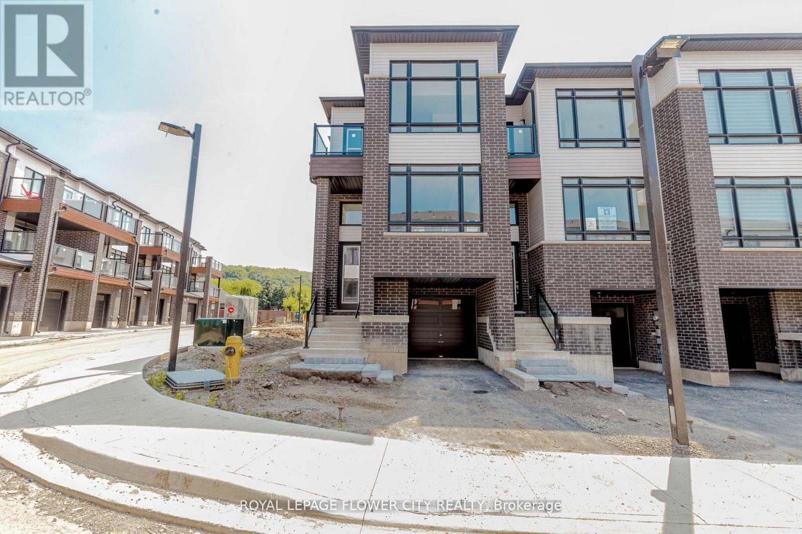 25 SIDNEY ROSE COMMON, St. Catharines, Ontario