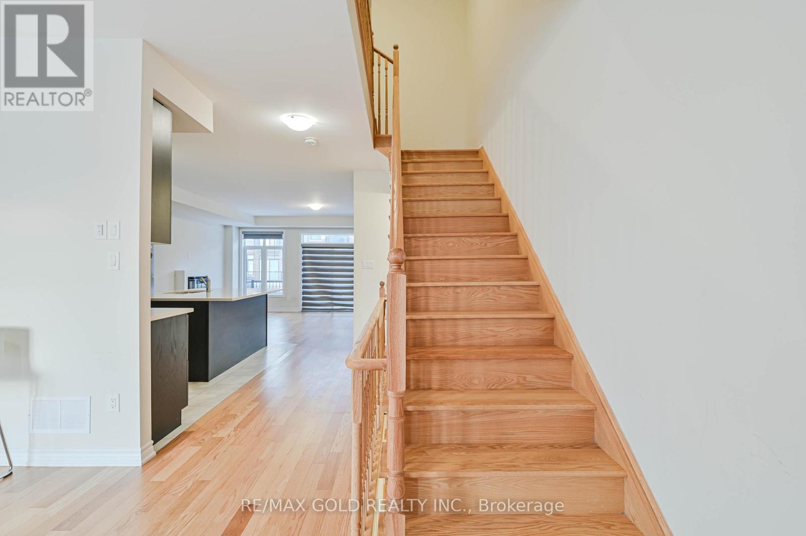 27 Minnock Street, Caledon, Ontario  L7C 1Z9 - Photo 19 - W12648704