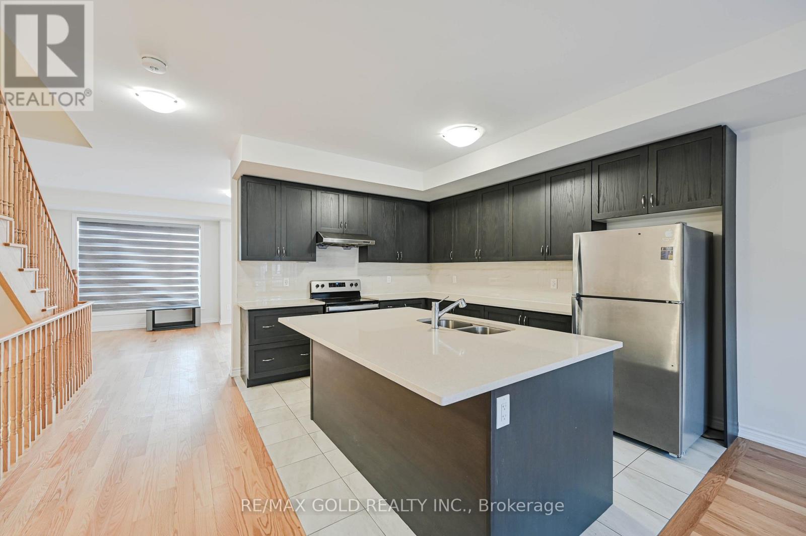 27 Minnock Street, Caledon, Ontario  L7C 1Z9 - Photo 15 - W12648704