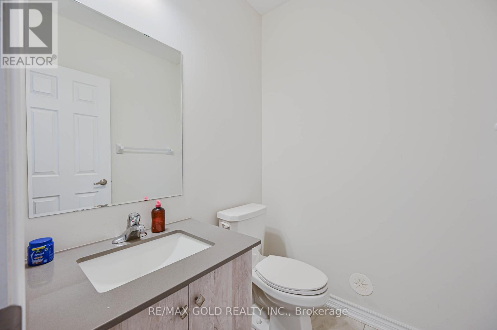 27 Minnock Street, Caledon, Ontario  L7C 1Z9 - Photo 28 - W12648704