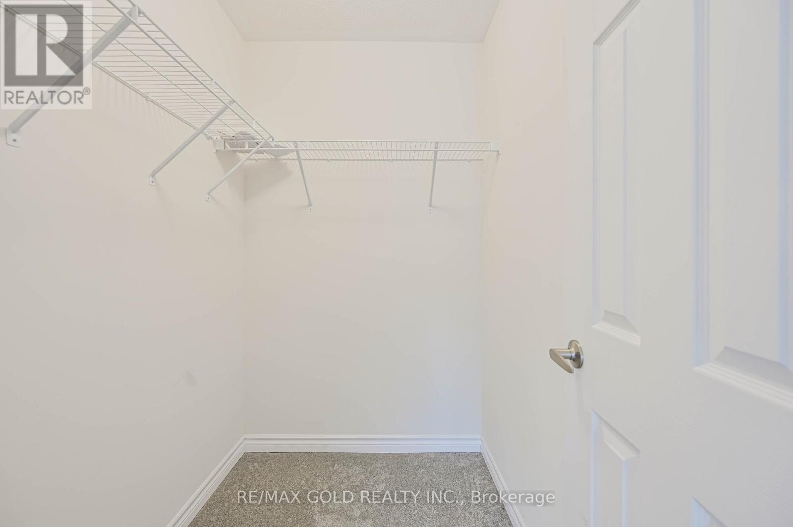 27 Minnock Street, Caledon, Ontario  L7C 1Z9 - Photo 34 - W12648704