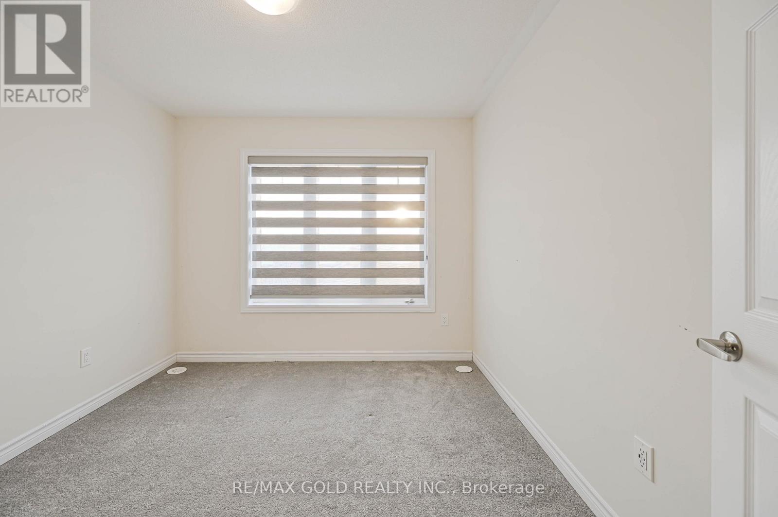 27 Minnock Street, Caledon, Ontario  L7C 1Z9 - Photo 43 - W12648704