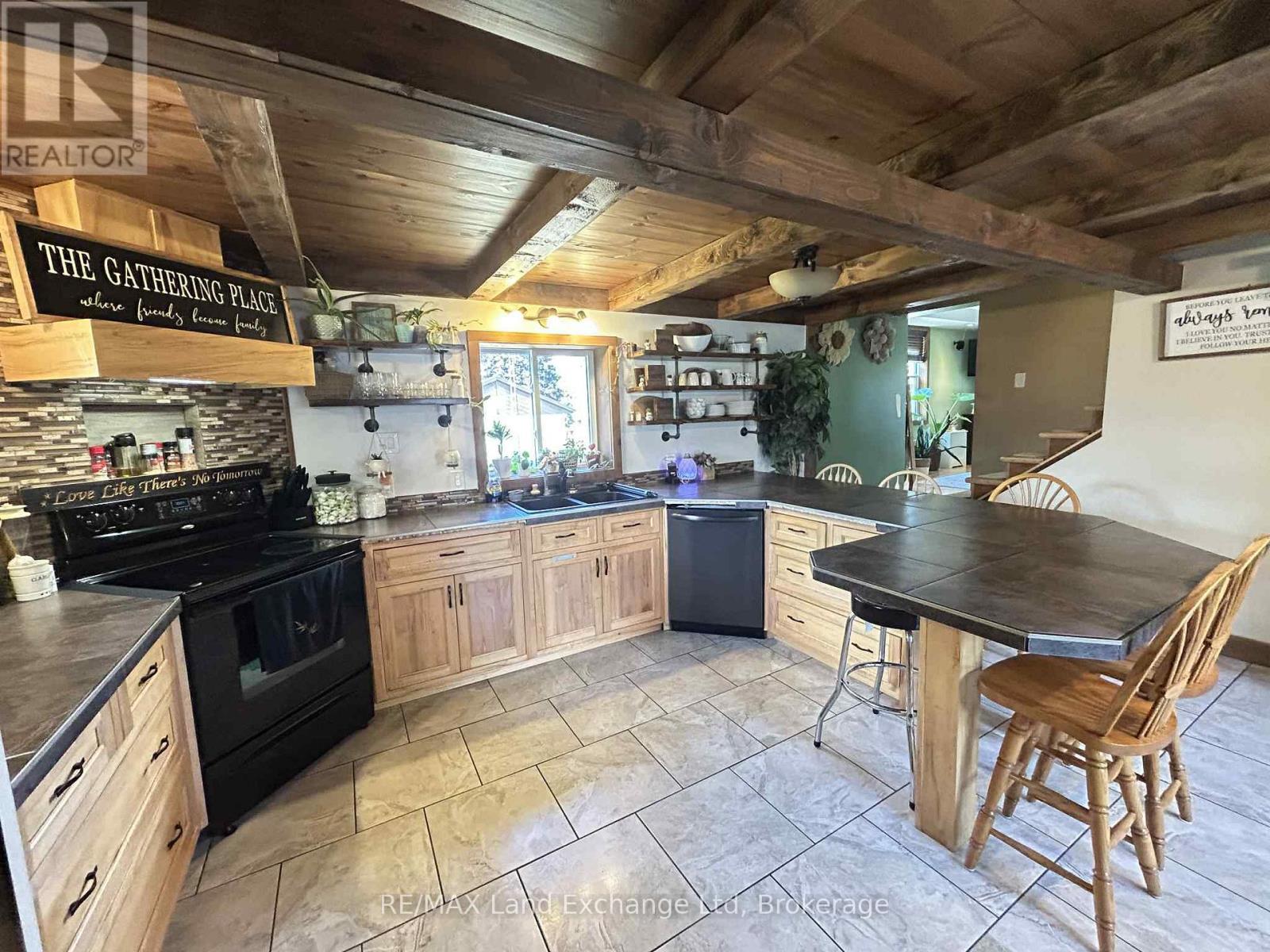 202 Union Street, North Huron (Blyth), Ontario  N0M 1H0 - Photo 10 - X12649316