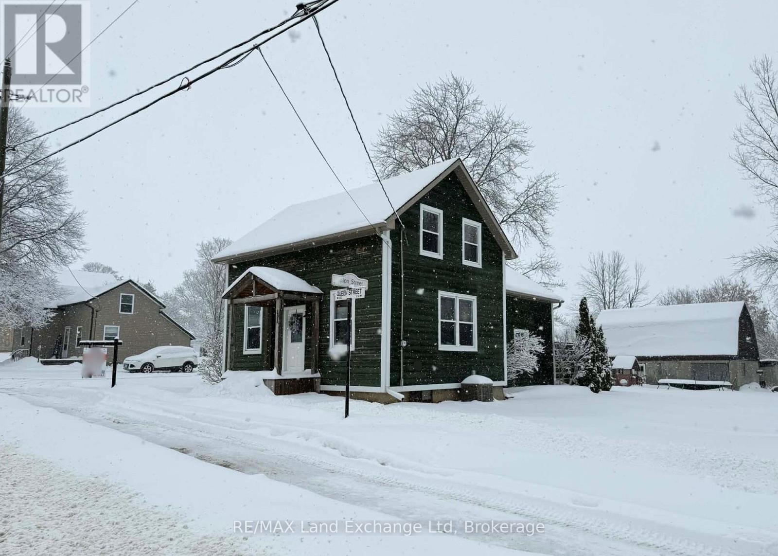 202 Union Street, North Huron (Blyth), Ontario  N0M 1H0 - Photo 3 - X12649316