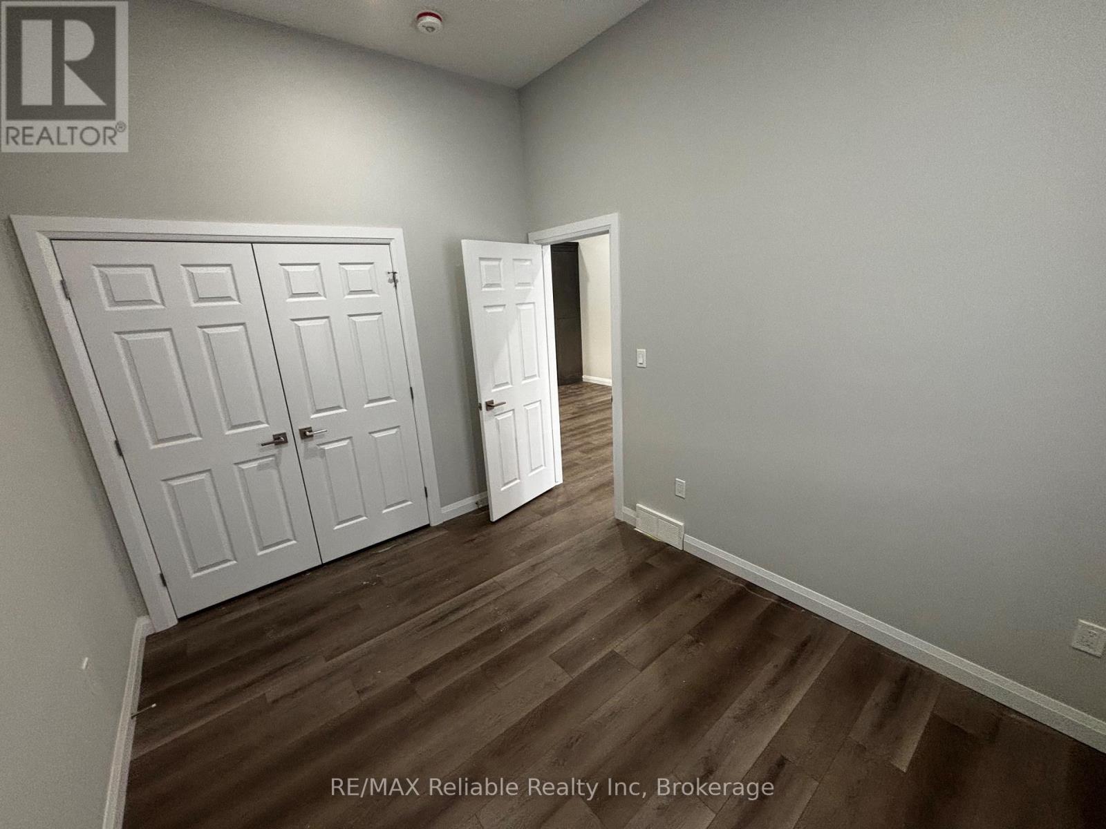 202 & 203 - 24 Albert Street, Central Huron (Clinton), Ontario  N0K 1L0 - Photo 7 - X12649340