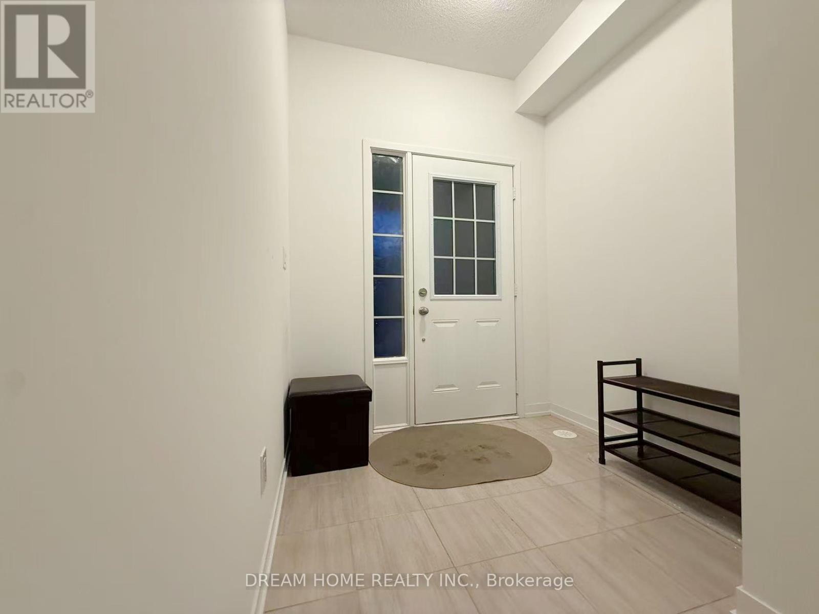 314 Clay Stones Street, Newmarket, Ontario  L3X 0M1 - Photo 5 - N12647018