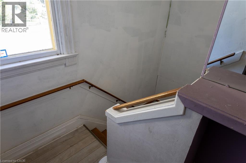 7 Welland Avenue, St. Catharines, Ontario  L2R 2L8 - Photo 17 - 40795010