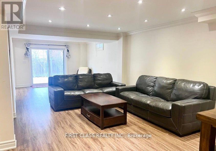 9 Wiley Avenue, Richmond Hill, Ontario  L4S 0C6 - Photo 11 - N12649328