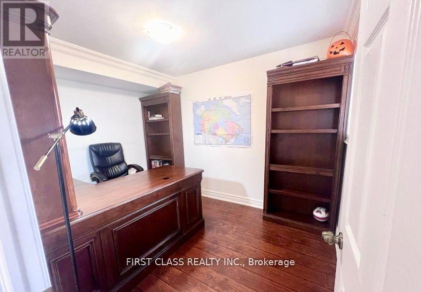 9 Wiley Avenue, Richmond Hill, Ontario  L4S 0C6 - Photo 6 - N12649328