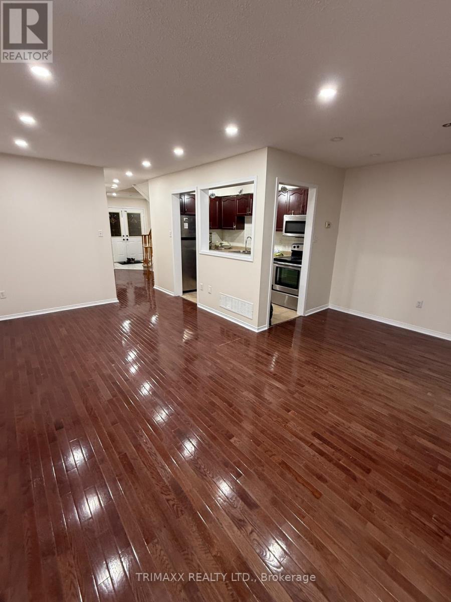 70 - 100 Brickyard Way, Brampton, Ontario  L6V 4L9 - Photo 2 - W12649320