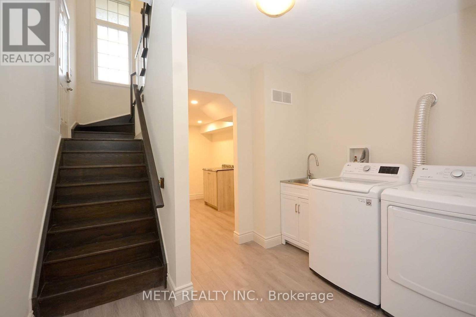 5 Georgian Road, Brampton, Ontario  L6X 0L6 - Photo 17 - W12649334