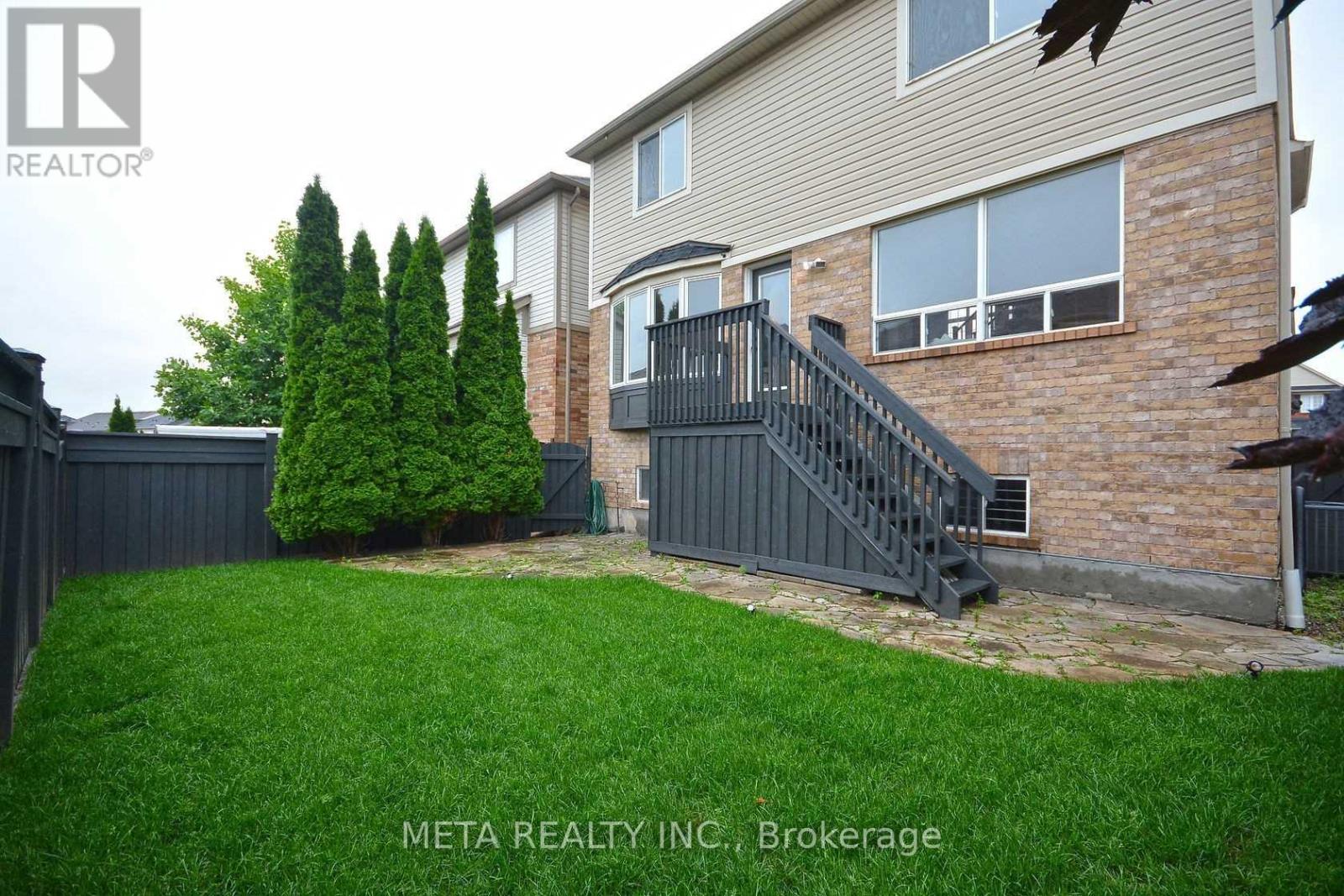 5 Georgian Road, Brampton, Ontario  L6X 0L6 - Photo 27 - W12649334
