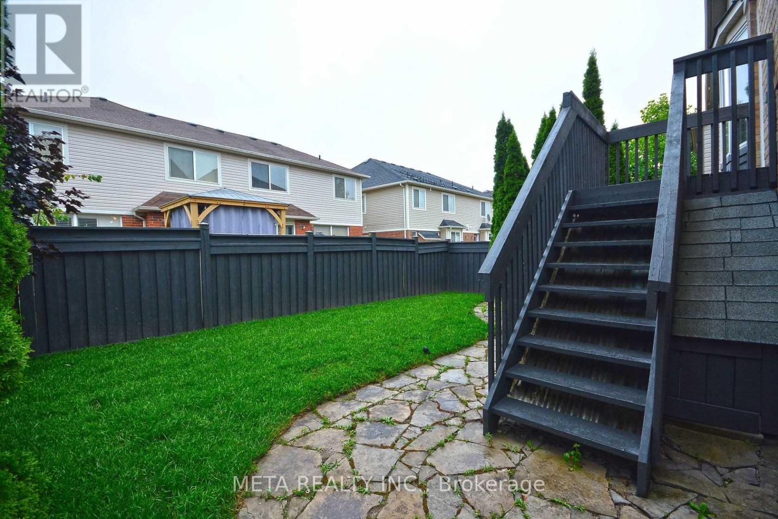 5 Georgian Road, Brampton, Ontario  L6X 0L6 - Photo 28 - W12649334