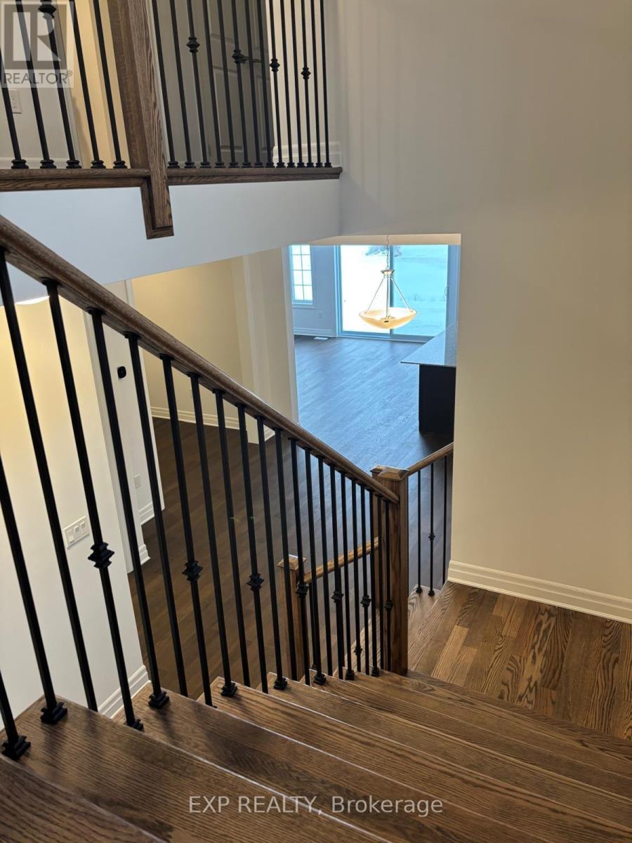 Upper - 275 Rosenberg Way, Kitchener, Ontario  N2R 0S9 - Photo 11 - X12649324