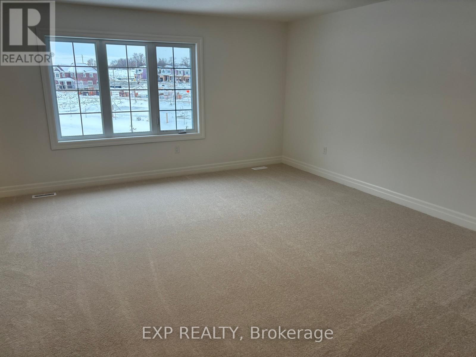 Upper - 275 Rosenberg Way, Kitchener, Ontario  N2R 0S9 - Photo 12 - X12649324