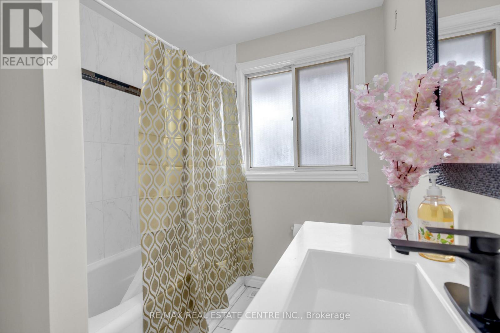 168 Winston Boulevard, Cambridge, Ontario  N3C 1M2 - Photo 22 - X12649338