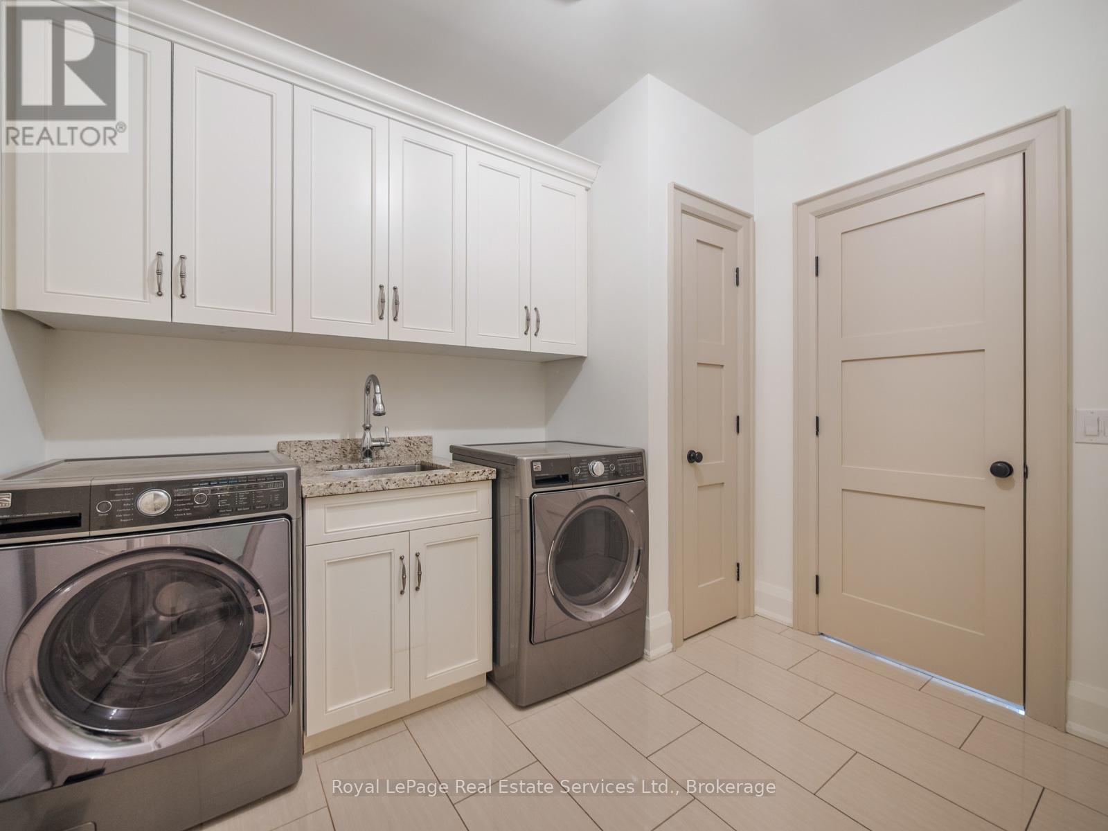 437 Inglehart Street N, Oakville, Ontario  L6J 3J5 - Photo 22 - W12649410