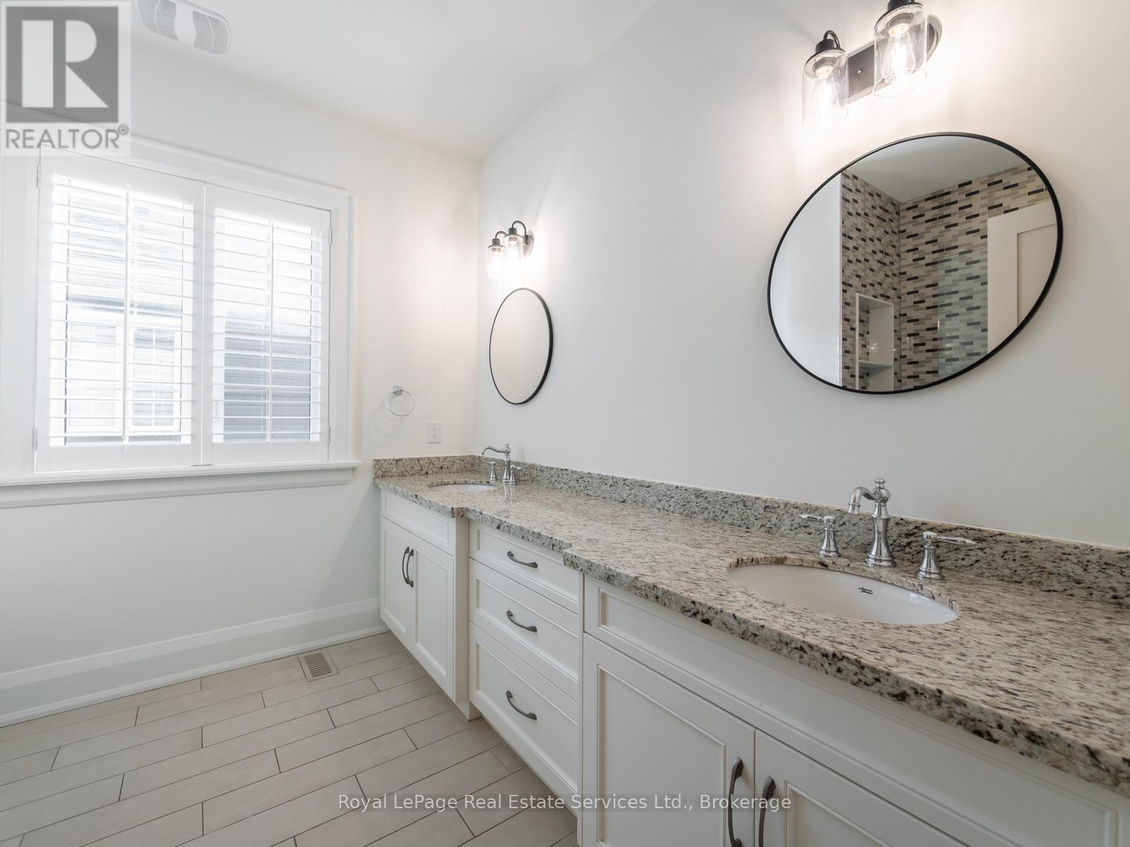 437 Inglehart Street N, Oakville, Ontario  L6J 3J5 - Photo 37 - W12649410