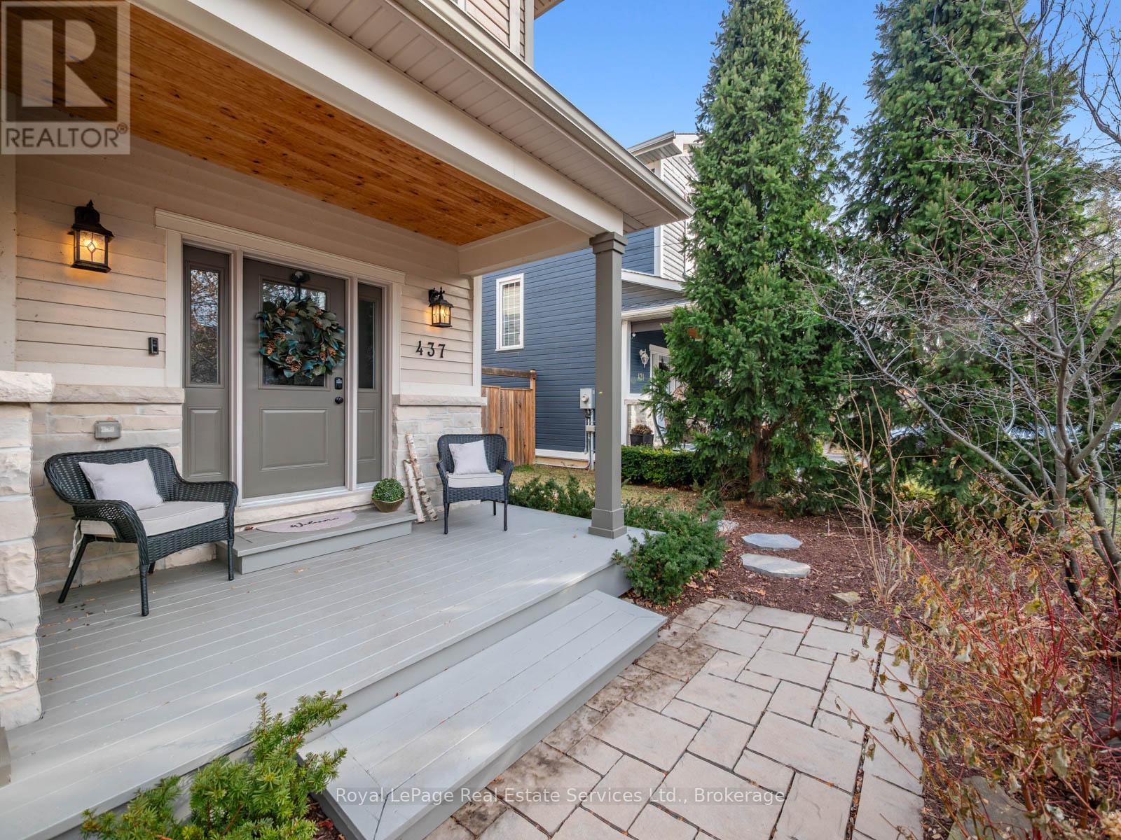 437 Inglehart Street N, Oakville, Ontario  L6J 3J5 - Photo 4 - W12649410