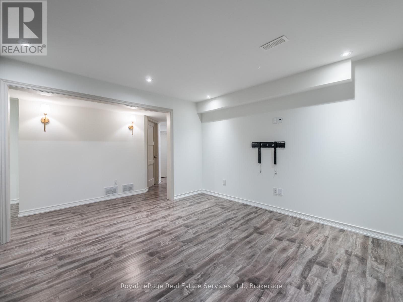 437 Inglehart Street N, Oakville, Ontario  L6J 3J5 - Photo 43 - W12649410