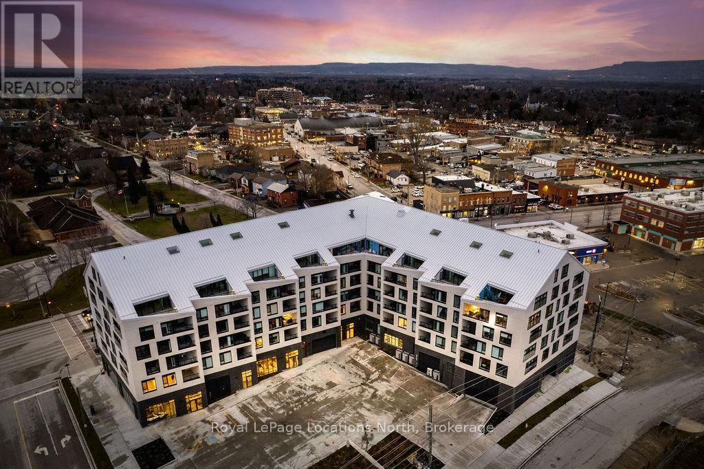 523 - 31 Huron Street, Collingwood, Ontario  L0G 1V0 - Photo 2 - S12649414