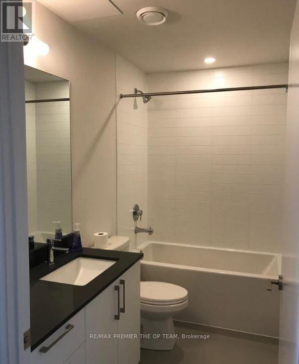 1518 - 576 Front Street, Toronto, Ontario  M5V 1C1 - Photo 12 - C12612330